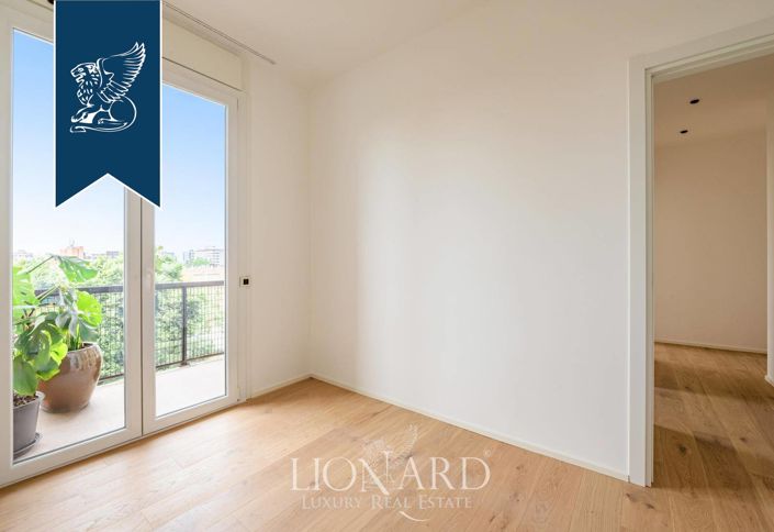 Image No.13-3 Bed Apartment for sale