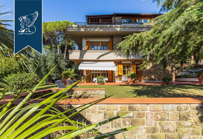 Image No.1-6 Bed Villa for sale