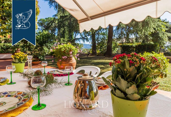 Image No.14-6 Bed Villa for sale