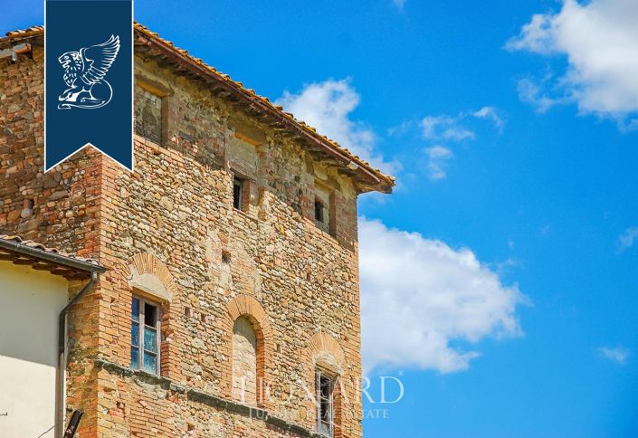 Image No.17-Ferme de 15 chambres à vendre à Certaldo