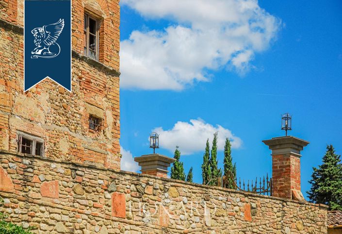 Image No.18-Ferme de 15 chambres à vendre à Certaldo