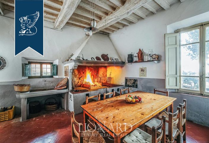 Image No.26-Ferme de 15 chambres à vendre à Certaldo