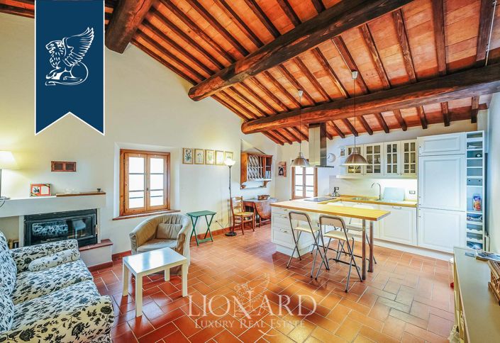 Image No.32-Ferme de 15 chambres à vendre à Certaldo