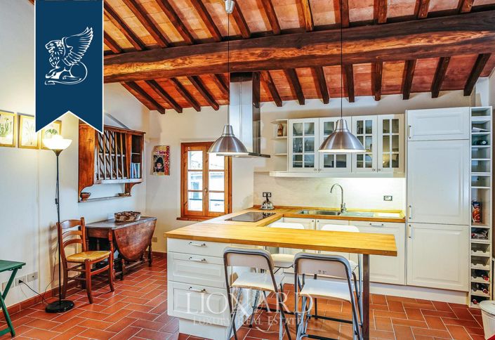 Image No.33-Ferme de 15 chambres à vendre à Certaldo