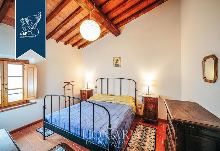 Image No.35-Ferme de 15 chambres à vendre à Certaldo