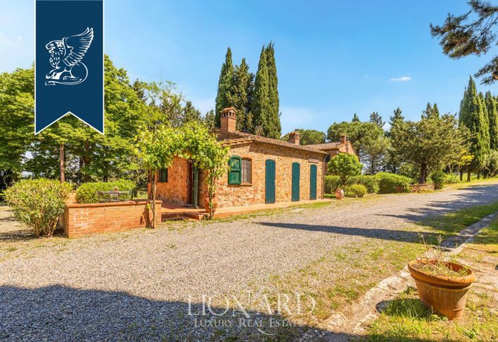 Image No.17-Ferme de 20 chambres à vendre à Montaione