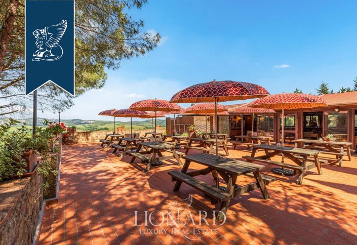 Image No.18-Ferme de 20 chambres à vendre à Montaione