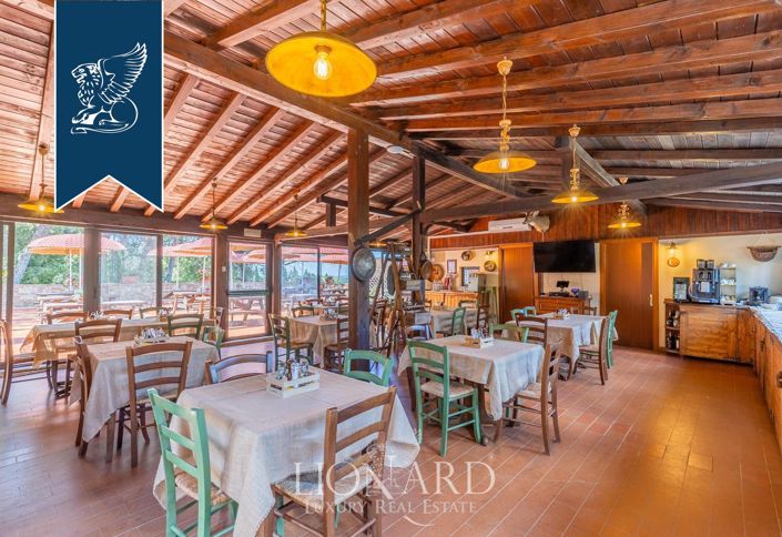 Image No.19-Ferme de 20 chambres à vendre à Montaione