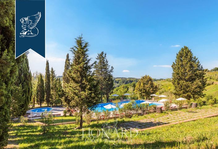 Image No.6-Ferme de 20 chambres à vendre à Montaione