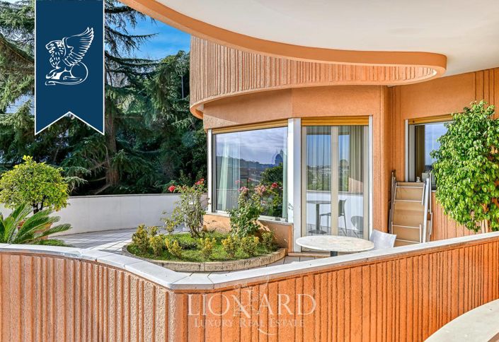 Image No.9-3 Bed Apartment for sale