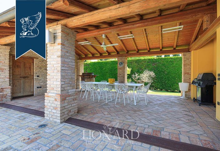 Image No.11-Villa de 4 chambres à vendre à Castel Goffredo