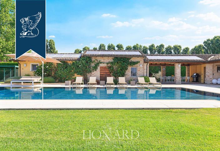 Image No.6-Villa de 4 chambres à vendre à Castel Goffredo