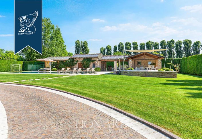 Image No.8-Villa de 4 chambres à vendre à Castel Goffredo