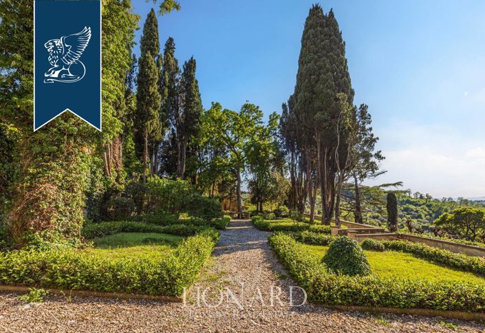 Image No.5-9 Bed Country House for sale