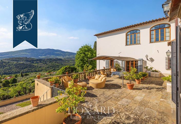 Image No.7-9 Bed Country House for sale