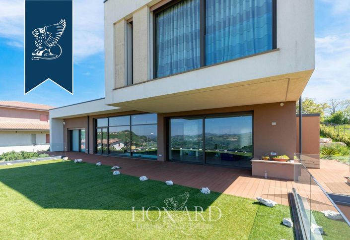 Image No.3-Villa de 4 chambres à vendre à Italie