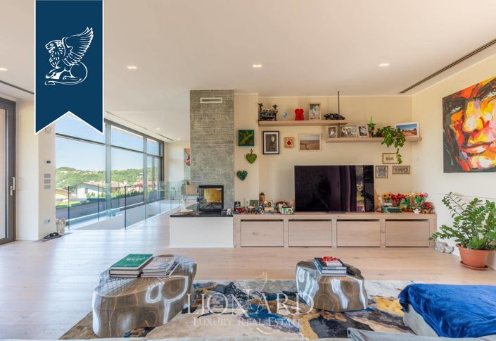 Image No.7-Villa de 4 chambres à vendre à Italie