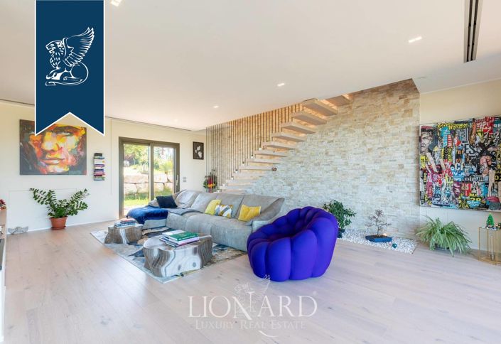 Image No.8-Villa de 4 chambres à vendre à Italie