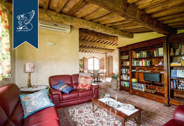 Image No.16-7 Bed Villa for sale