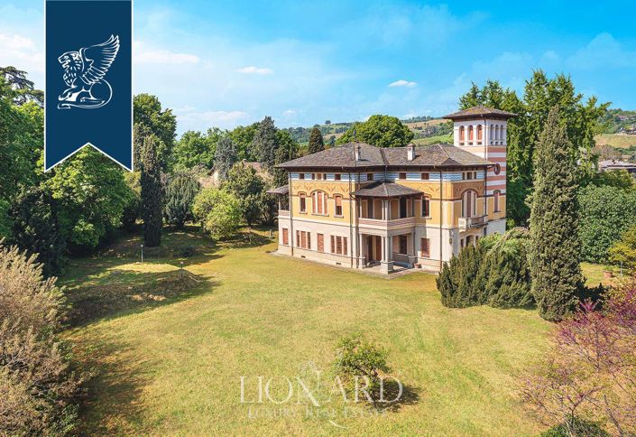 Image No.3-9 Bed Villa for sale