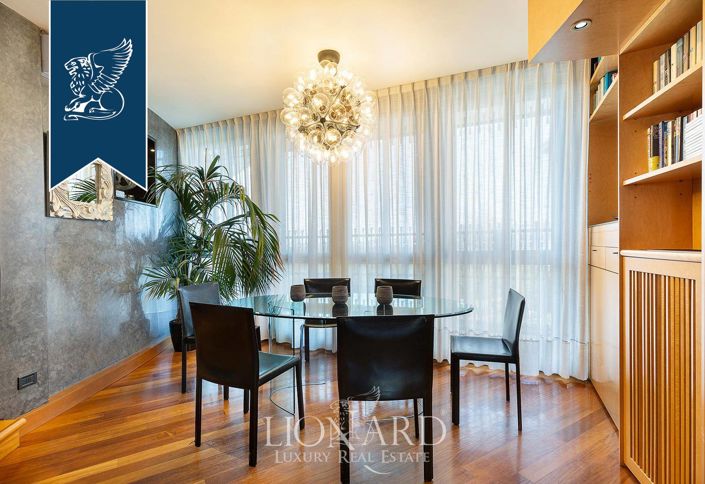 Image No.29-5 Bed Villa for sale