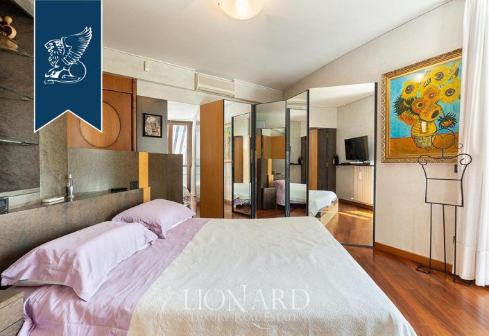 Image No.41-5 Bed Villa for sale