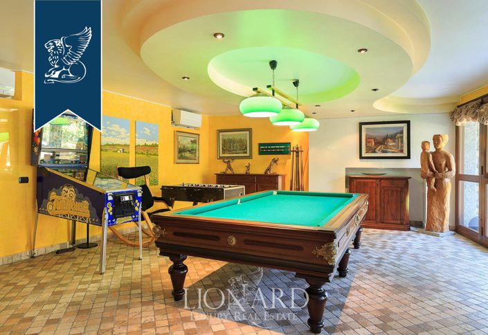 Image No.51-5 Bed Villa for sale