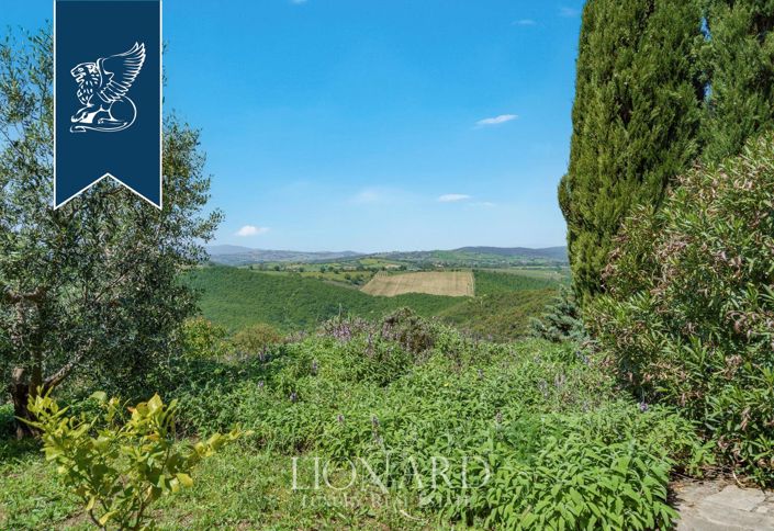 Image No.14-5 Bed Farmhouse for sale