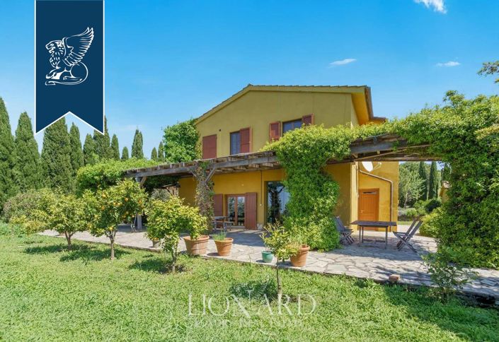 Image No.7-5 Bed Farmhouse for sale