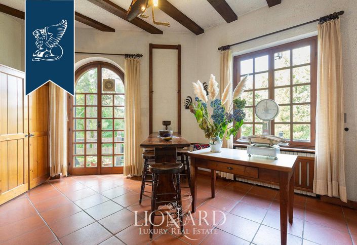 Image No.24-8 Bed Villa for sale