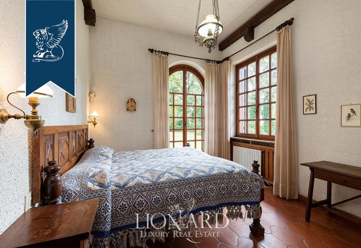 Image No.27-8 Bed Villa for sale