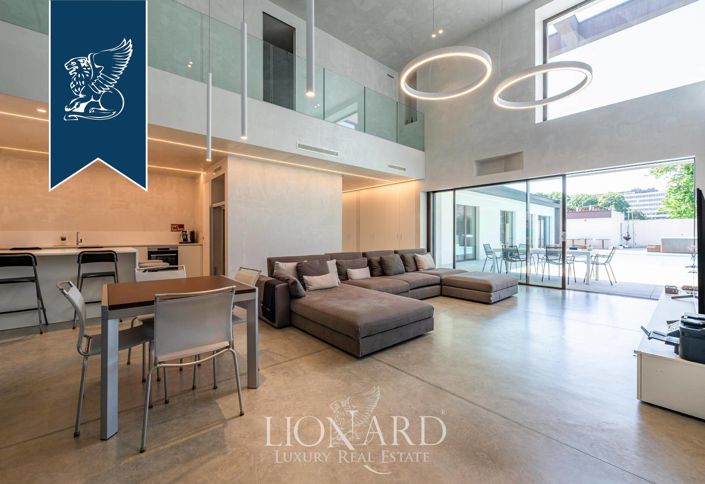 Image No.17-4 Bed Villa for sale