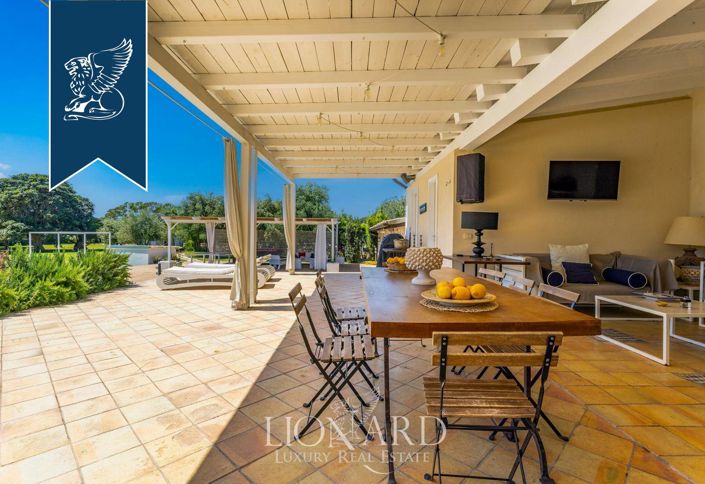 Image No.14-7 Bed Villa for sale