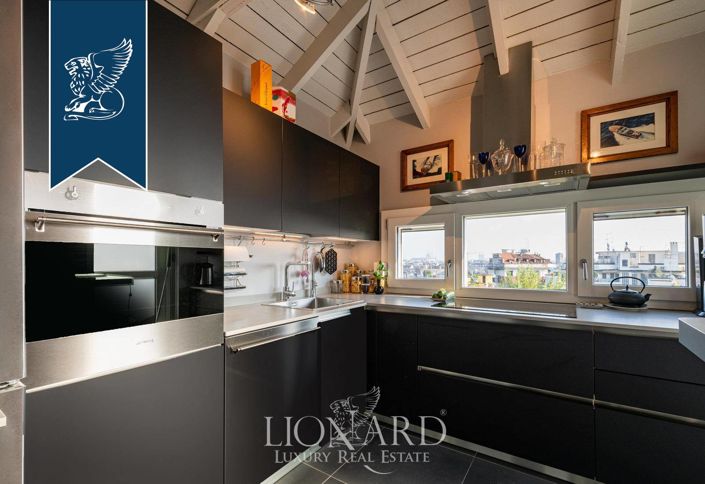 Image No.19-3 Bed Apartment for sale