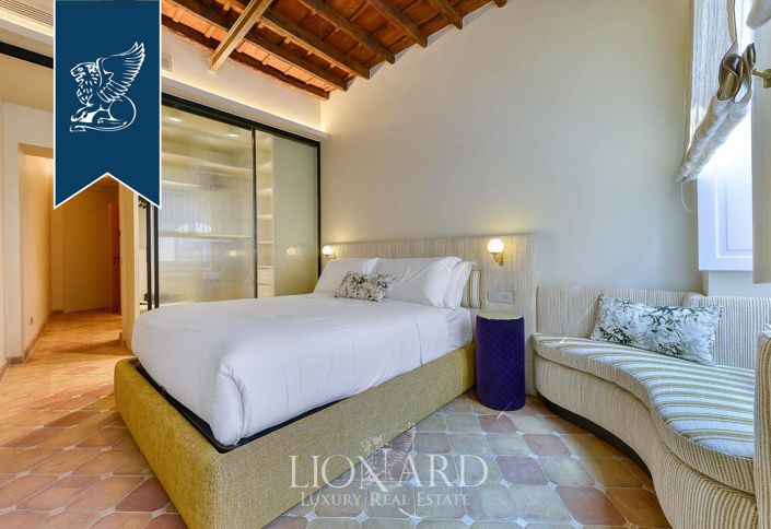 Image No.16-3 Bed Property for sale