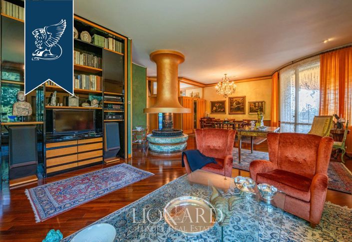 Image No.18-Villa de 7 chambres à vendre à Lombardie