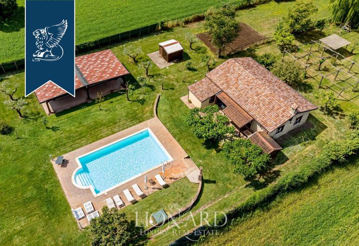 Image No.3-6 Bed Villa for sale