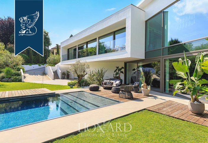 Image No.4-6 Bed Villa for sale