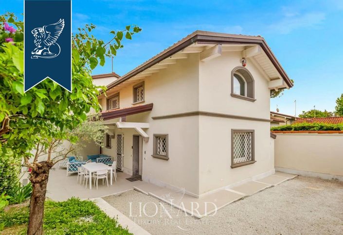 Image No.1-3 Bed Villa for sale