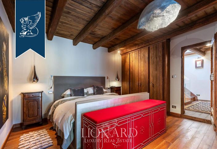 Image No.17-6 Bed Villa for sale