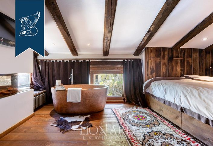 Image No.20-6 Bed Villa for sale