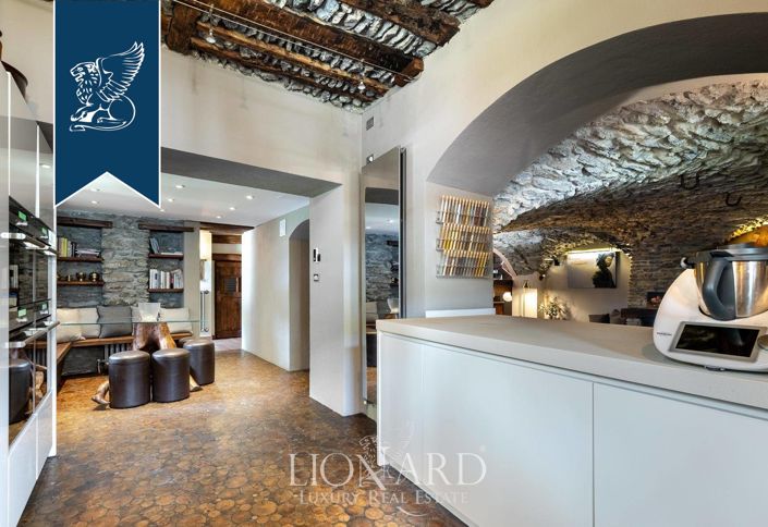 Image No.9-6 Bed Villa for sale