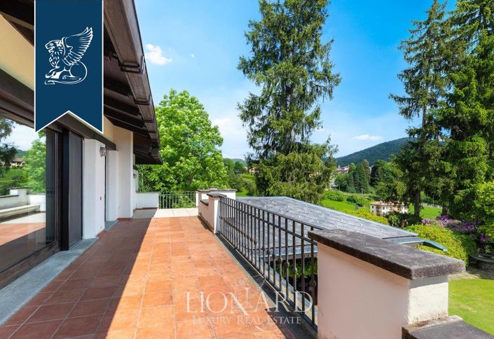 Image No.15-Villa de 8 chambres à vendre à Andorno Micca