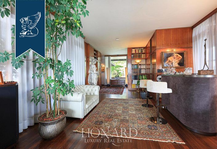 Image No.12-4 Bed Villa for sale