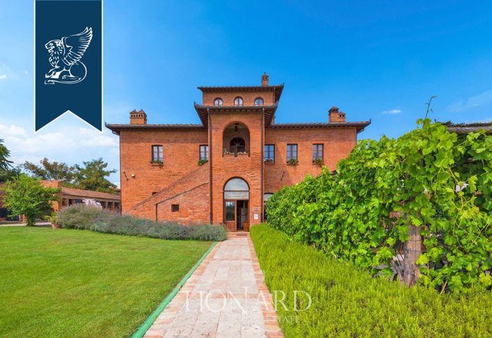 Image No.11-6 Bed Villa for sale