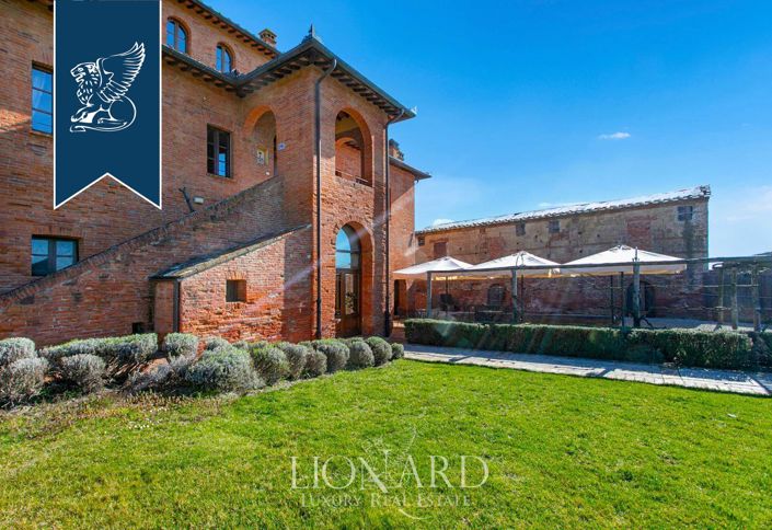 Image No.13-6 Bed Villa for sale