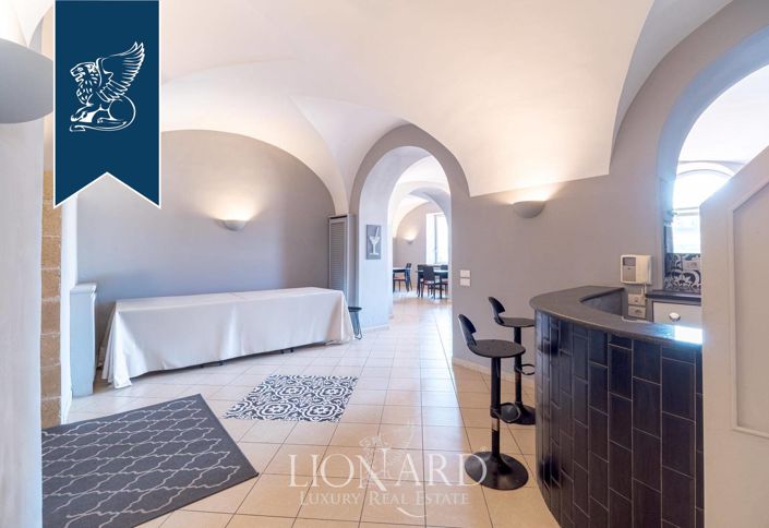 Image No.20-Un hôtel de 13 chambres à vendre à Naples