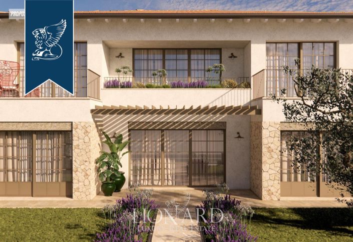 Image No.7-5 Bed Villa for sale