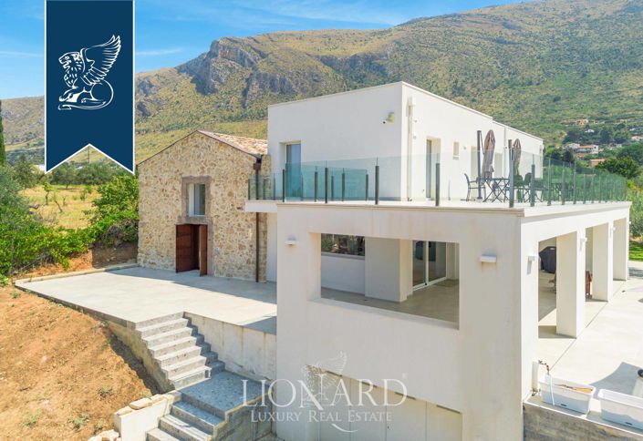 Image No.12-5 Bed Villa for sale