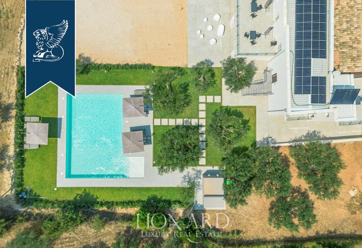 Image No.2-5 Bed Villa for sale